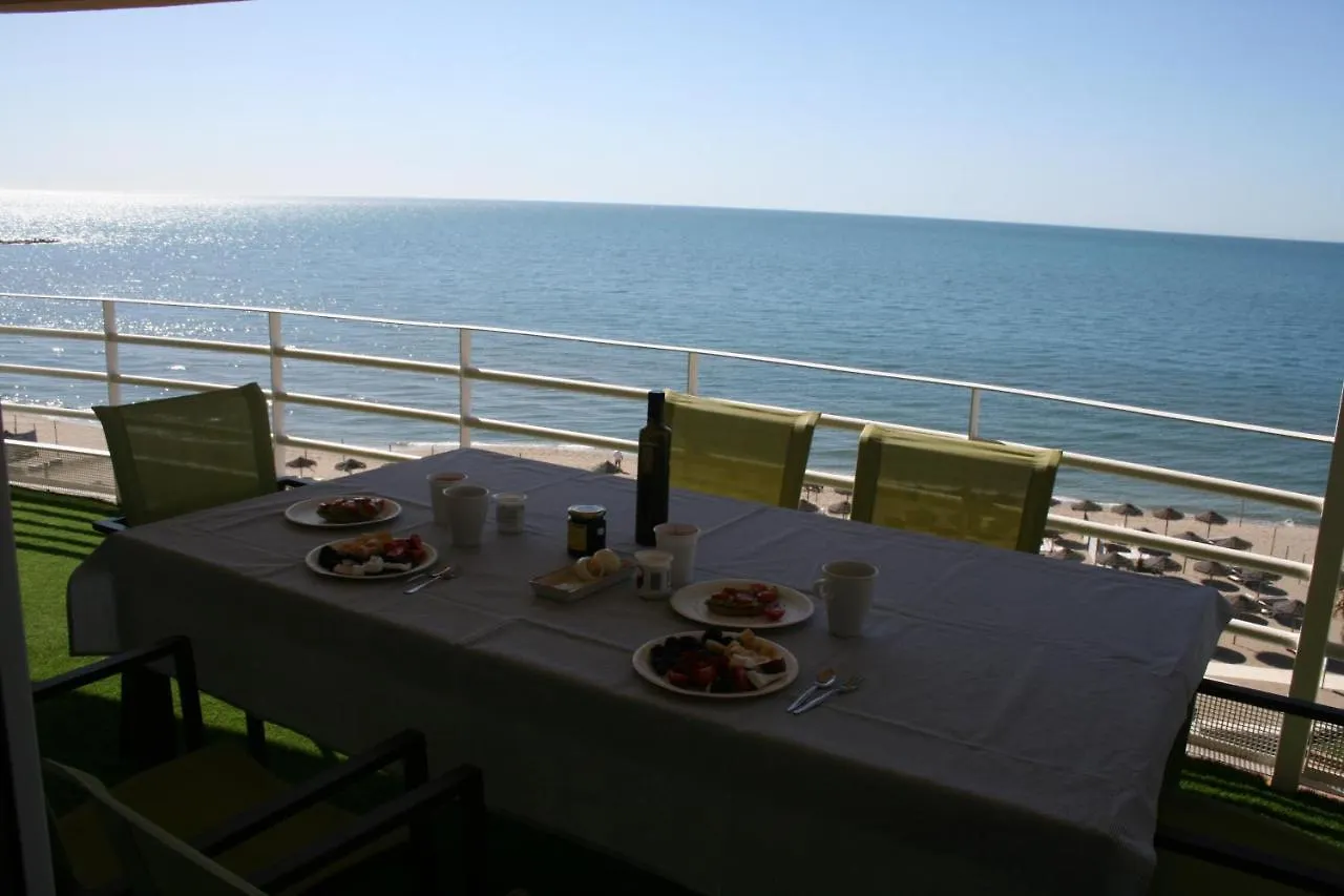 Apartamento En Primera Linea/Beachfront Apartment Fuengirola