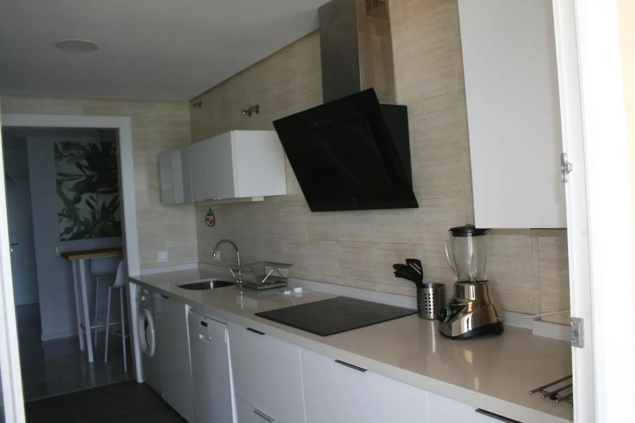 Apartamento En Primera Linea/Beachfront Apartment Fuengirola