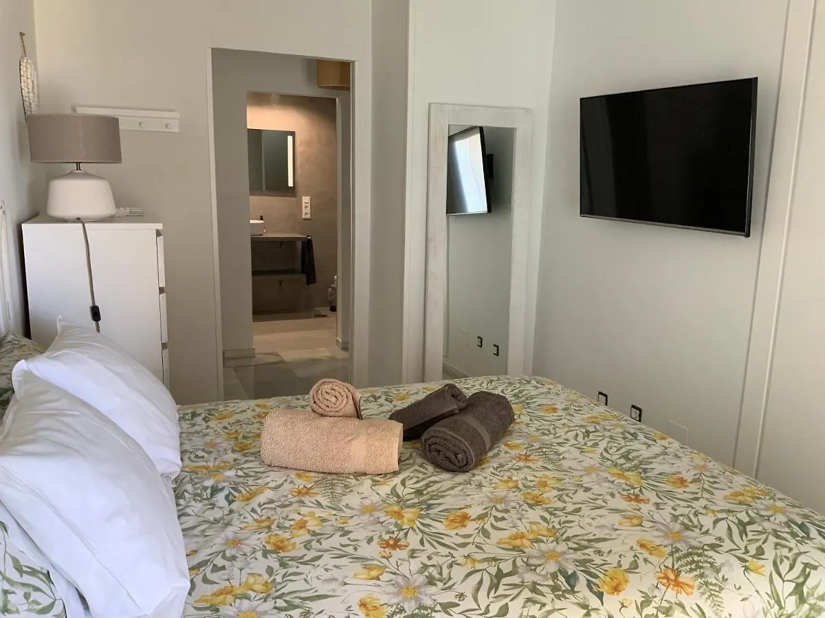 Apartamento En Primera Linea/Beachfront Apartment Fuengirola 0*,  Spain