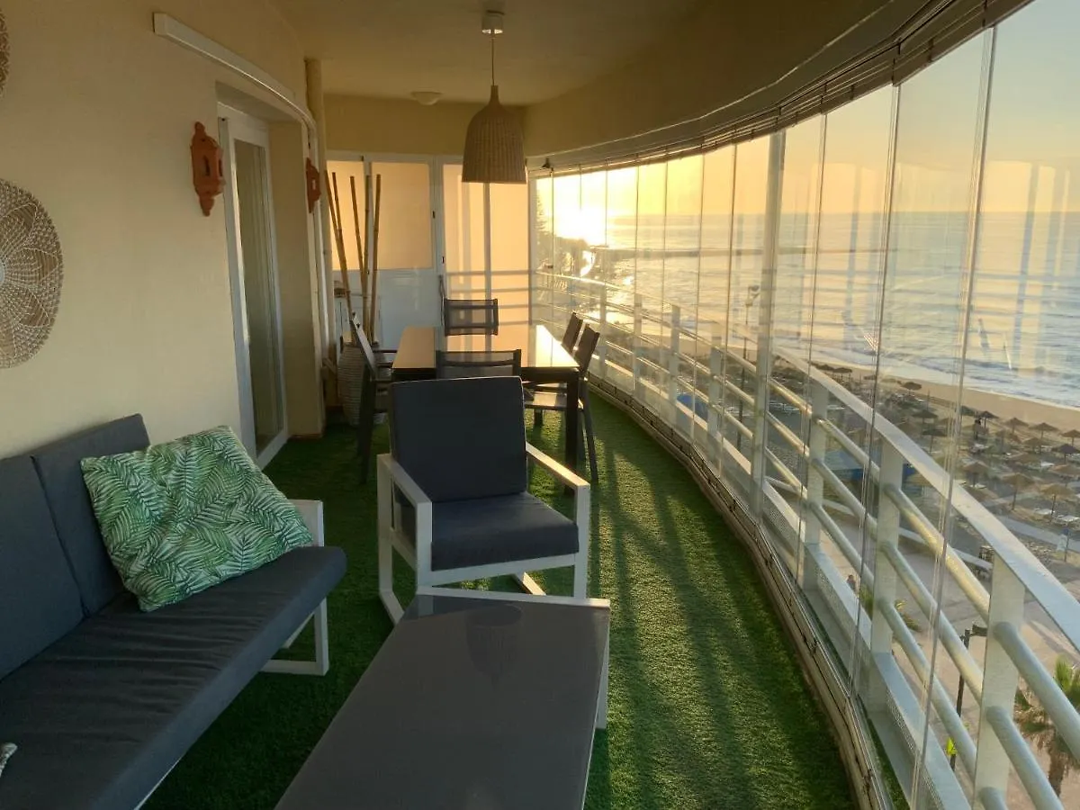 Apartamento En Primera Linea/Beachfront Apartment Fuengirola Ισπανία