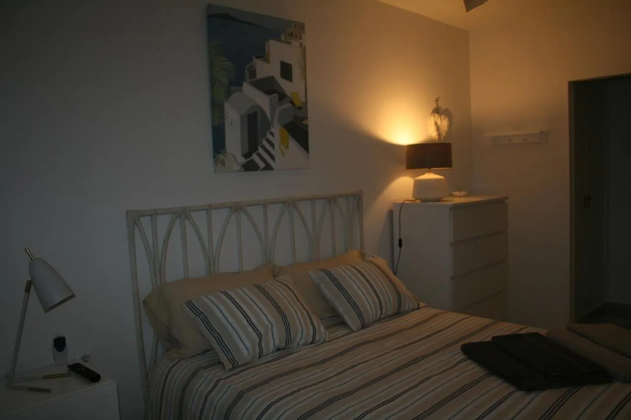 Apartamento En Primera Linea/Beachfront Apartment Fuengirola Spain