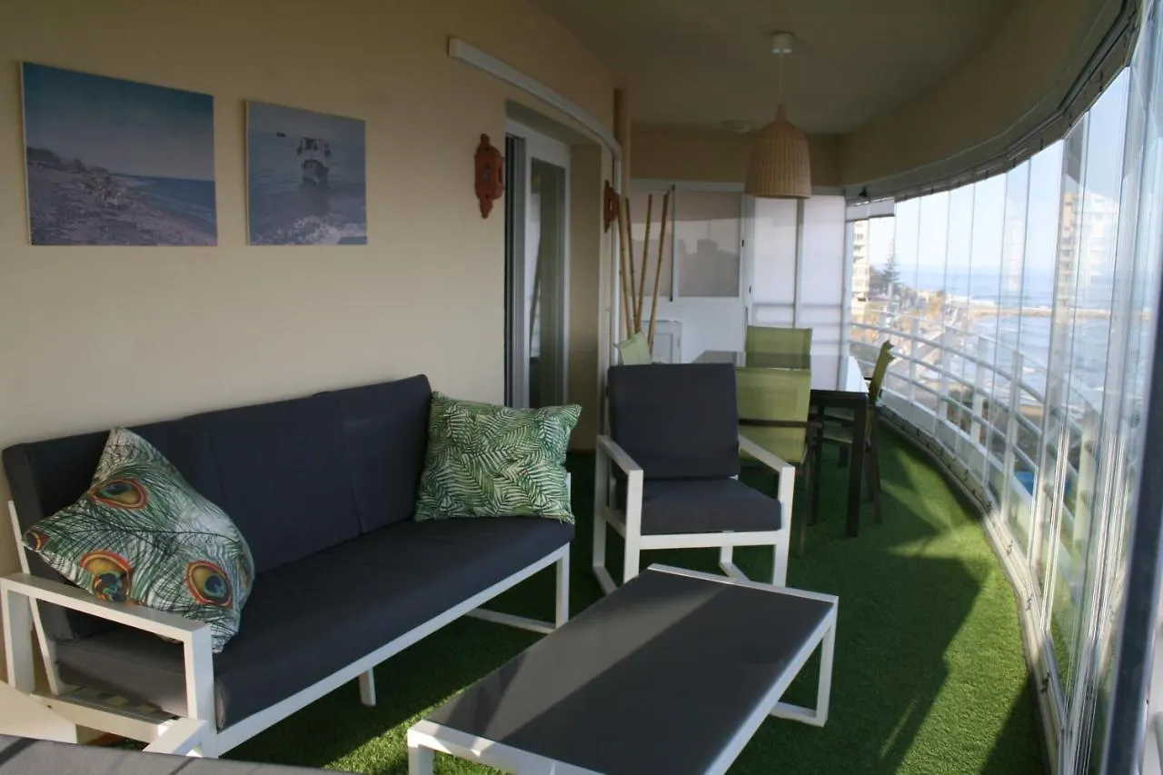 Apartamento En Primera Linea/Beachfront Apartment Fuengirola Spain