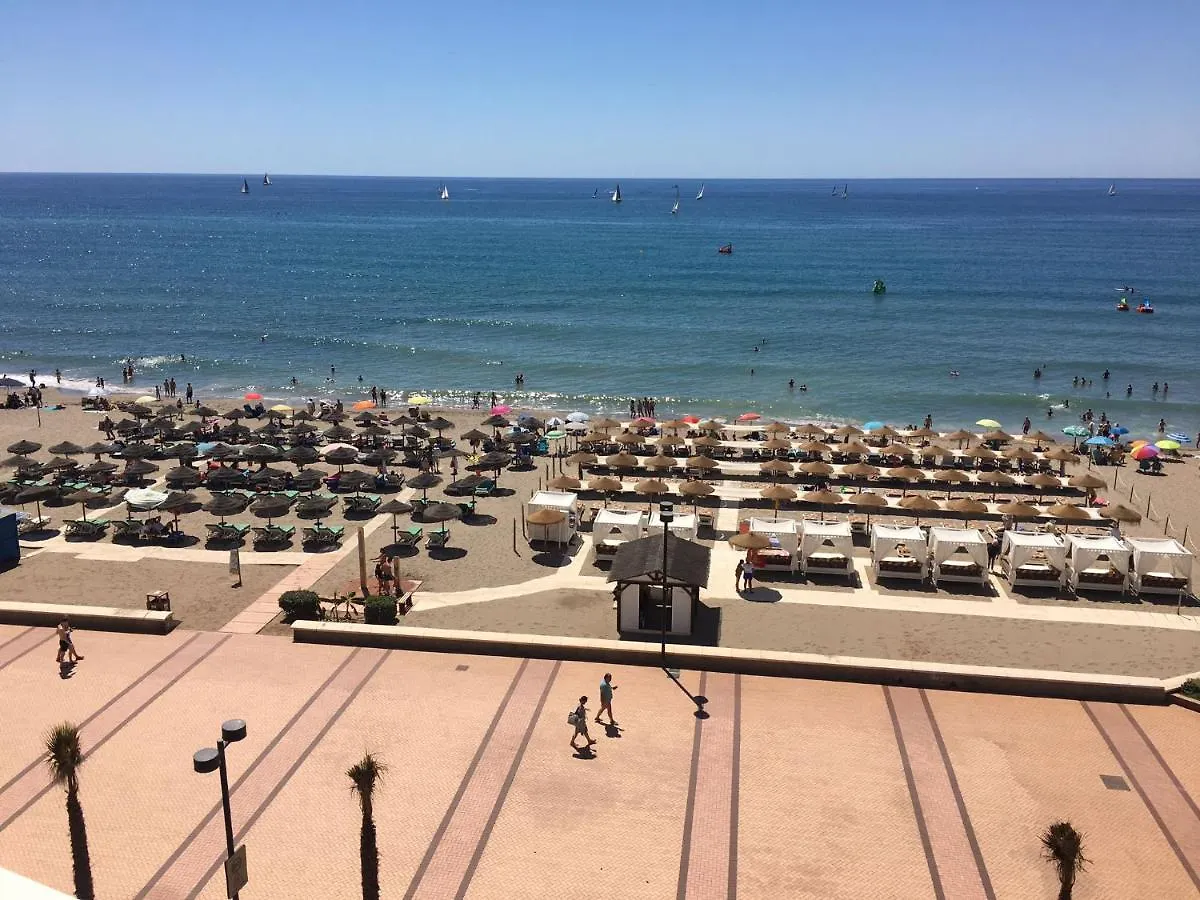 Apartamento En Primera Linea/Beachfront Apartment Fuengirola